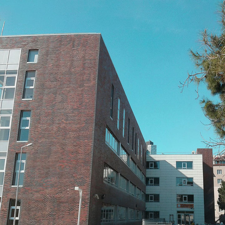 Şişli Ahi Evran Lisesi